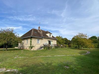 Maison - 230 m² - 6 pièces