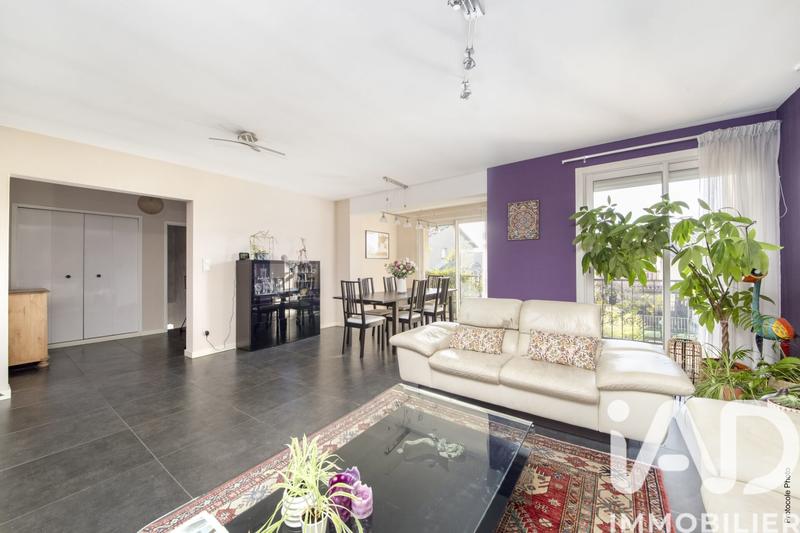 Maison - 201 m² - 6 pièces