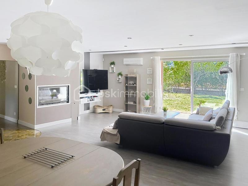 Villa - 146 m² - 6 pièces