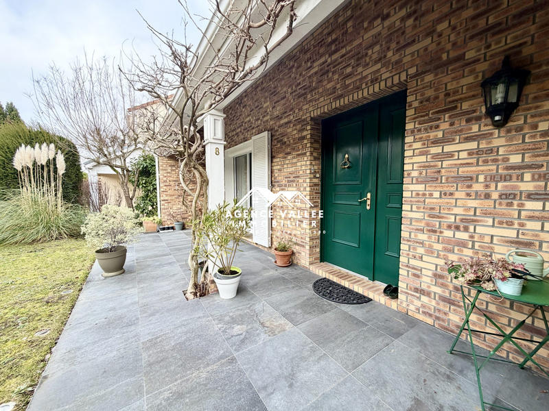 Maison - 160 m² - 7 pièces