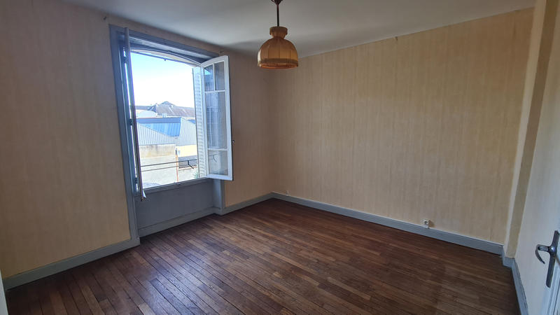 Maison - 98 m² - 6 pièces