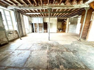 Maison - 140 m² - 9 pièces