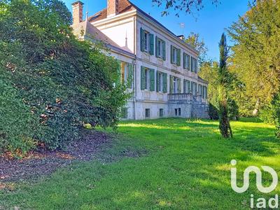 Maison - 607 m² - 22 pièces