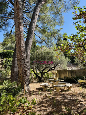 Maison - 168 m² - 7 pièces