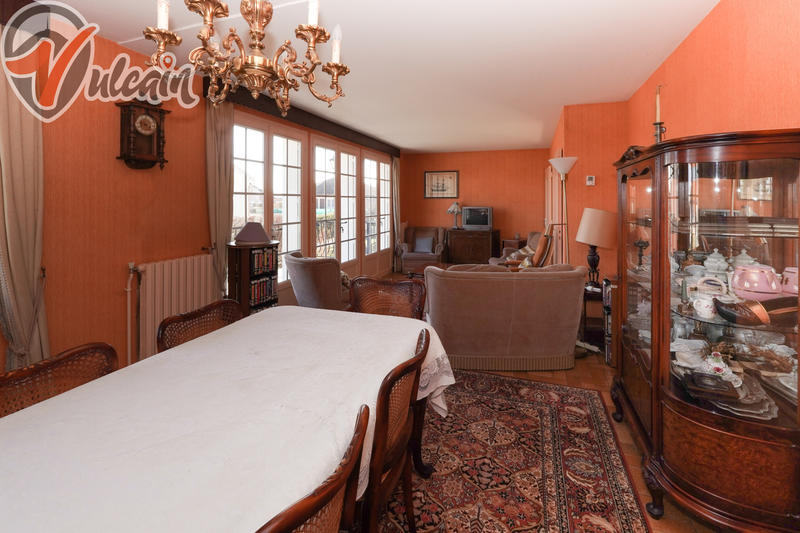 Maison - 121 m² - 5 pièces