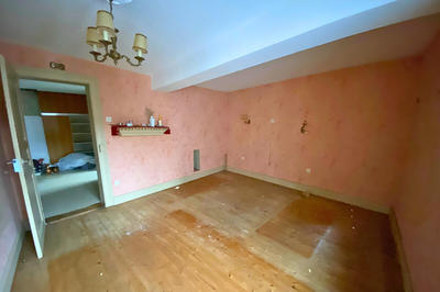 Maison - 102 m² - 6 pièces