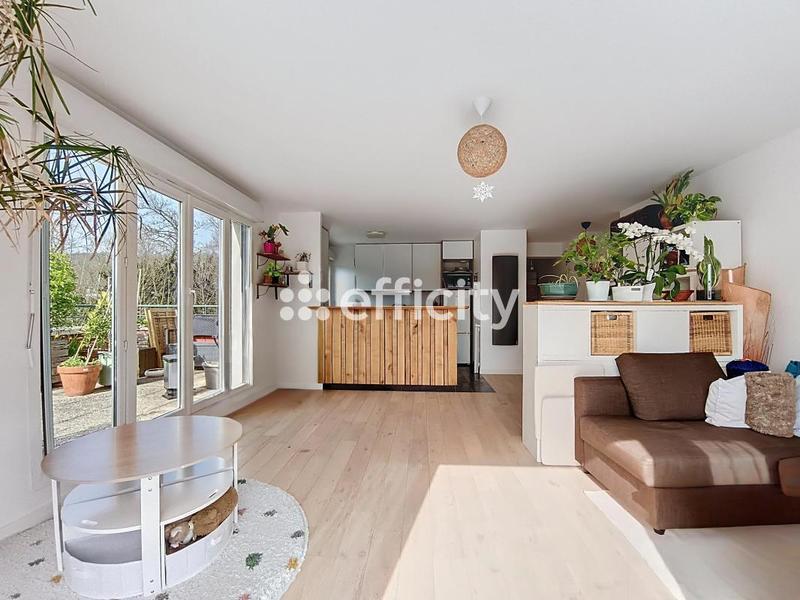 Appartement - 77 m² - 4 pièces