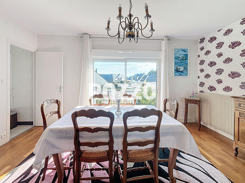 Maison - 95 m² - 4 pièces