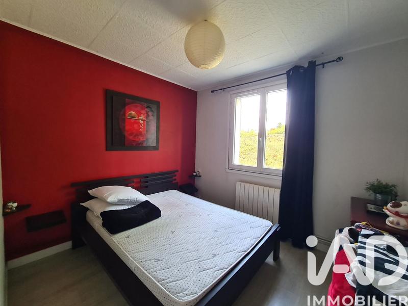 Maison - 202 m² - 7 pièces