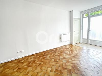 Appartement - 60 m² - 2 pièces