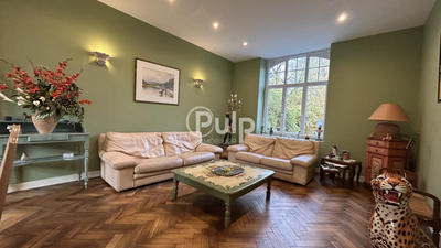 Maison bourgeoise - 358 m² - 11 pièces