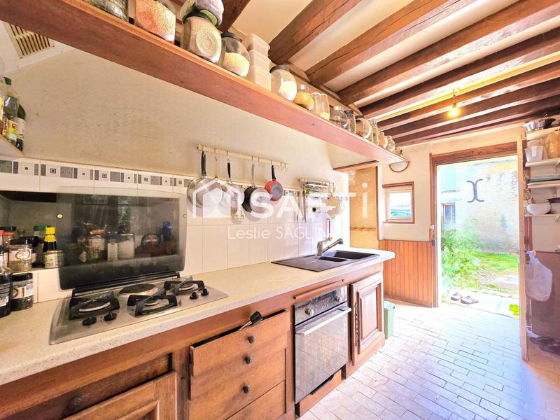 Maison - 200 m² - 6 pièces