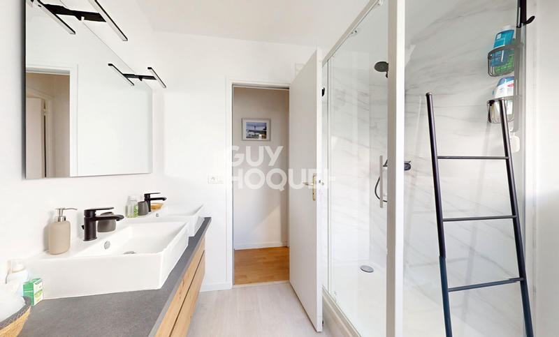 Maison - 110 m² - 6 pièces