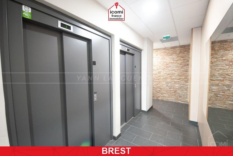 Local commercial - 140 m² - 1 pièce