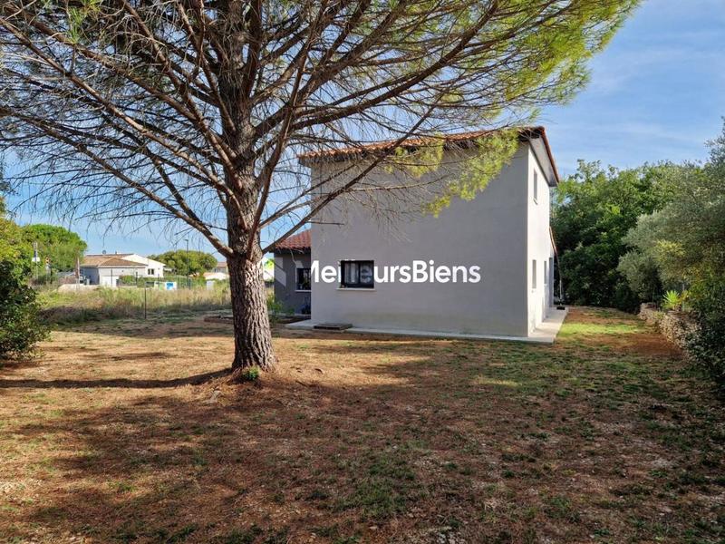 Maison - 105 m² - 4 pièces