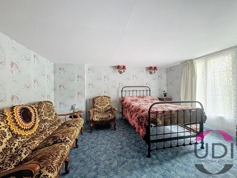 Maison - 104 m² - 4 pièces