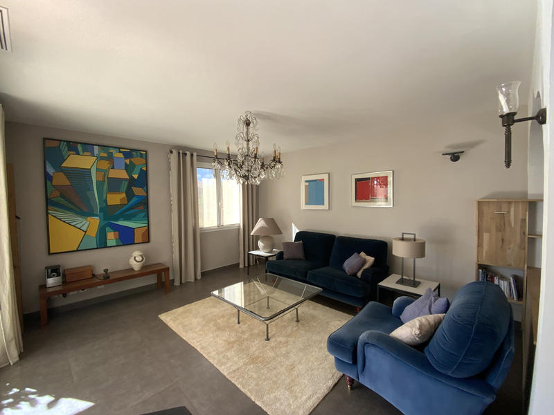 Maison - 143 m² - 7 pièces