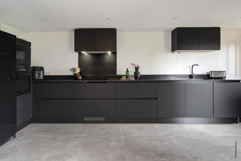 Maison - 220 m² - 7 pièces