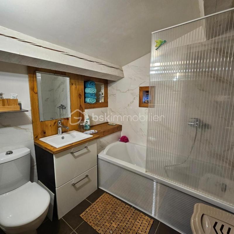 Propriété - 162 m² - 6 pièces