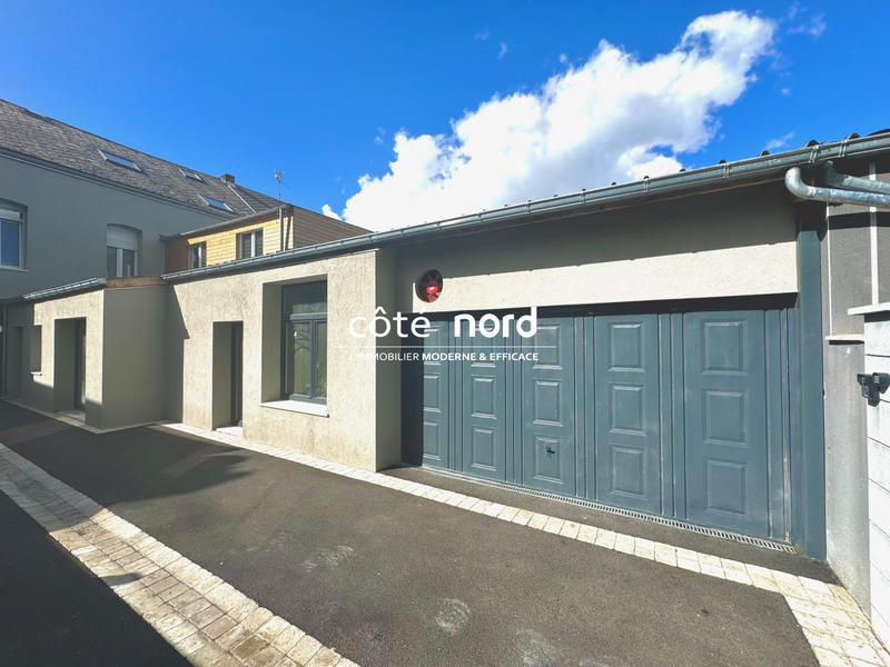 Maison - 270 m² - 5 pièces