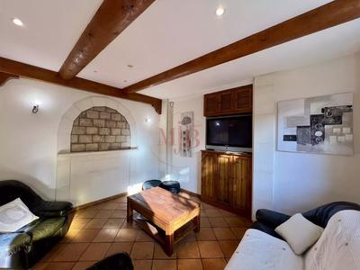 Maison de village - 245 m² - 8 pièces