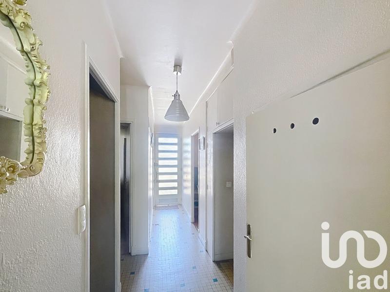 Maison - 210 m² - 7 pièces