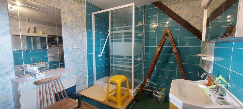 Maison ancienne - 178 m² - 8 pièces