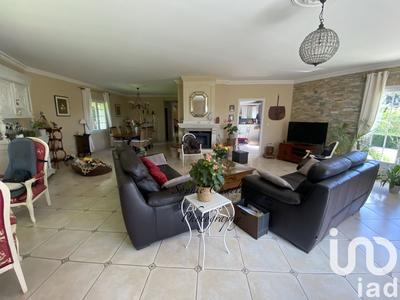 Maison - 294 m² - 7 pièces