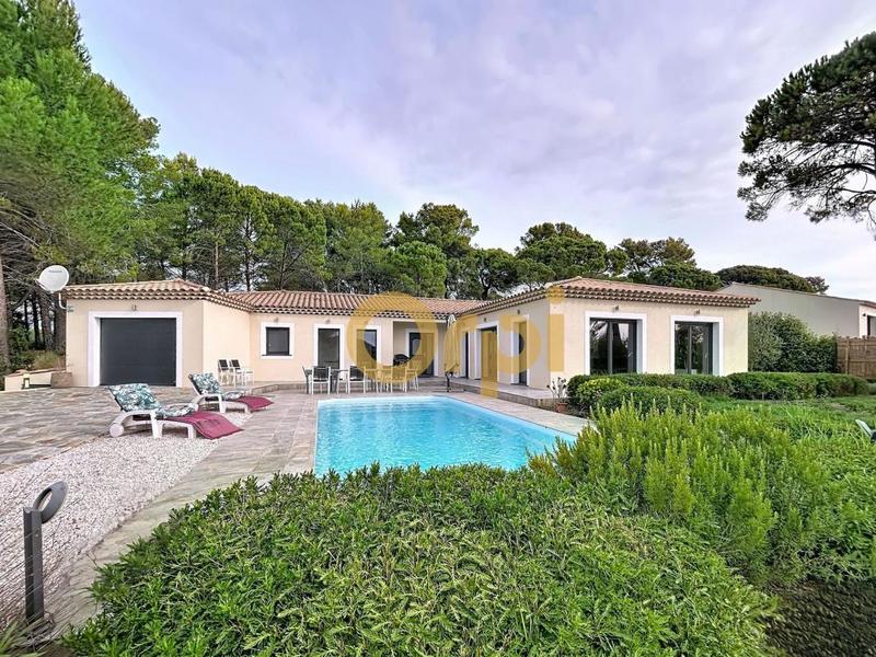 Villa - 208 m² - 4 pièces