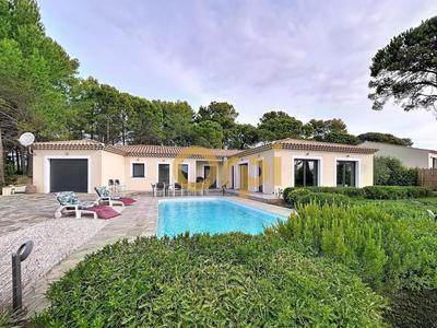 Villa - 208 m² - 4 pièces