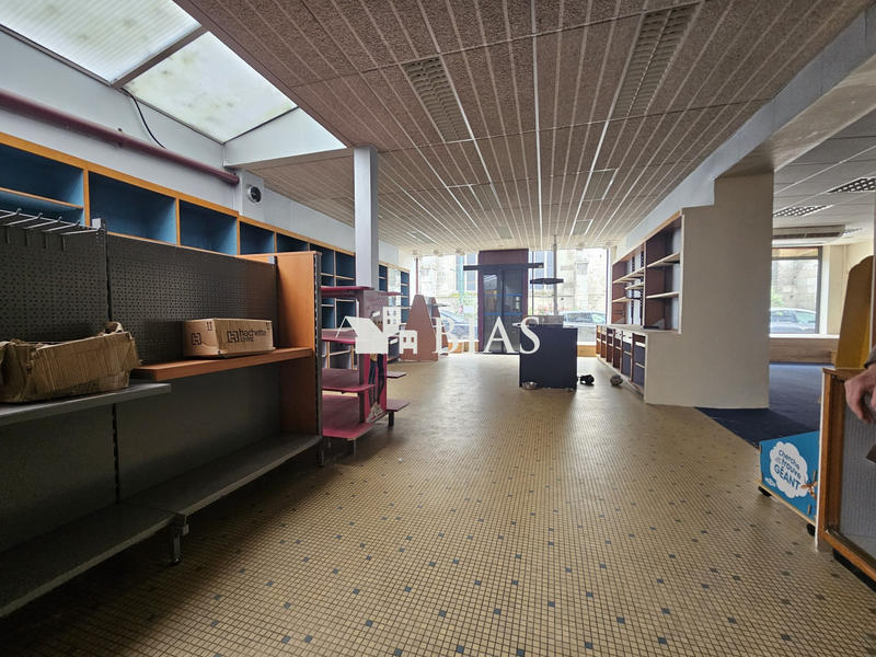 Local commercial - 199 m²