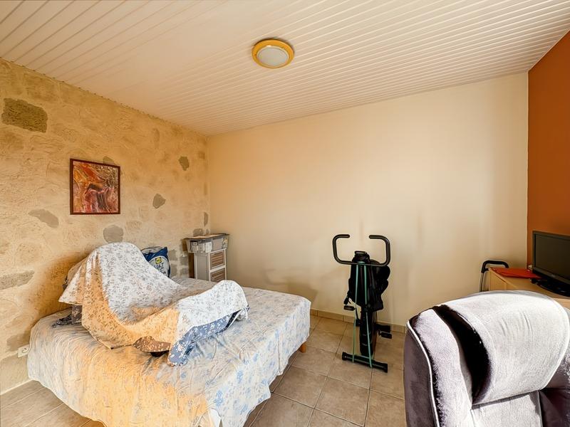 Maison - 98 m² - 4 pièces