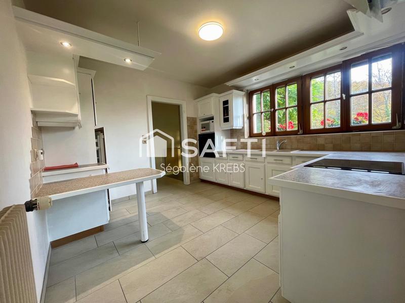 Maison - 197 m² - 8 pièces