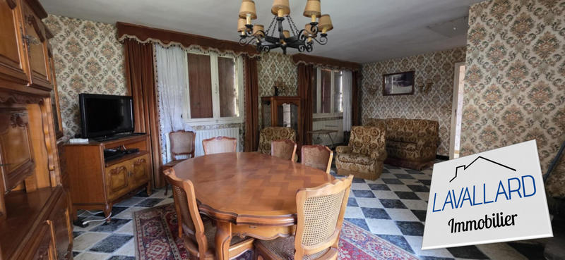 Maison - 90 m² - 3 pièces