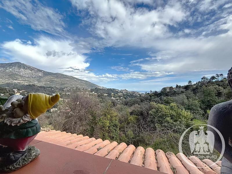 Villa - 300 m² - 8 pièces