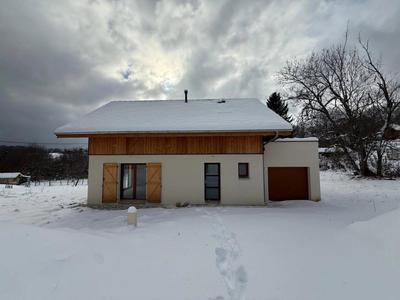 Maison - 97 m² - 4 pièces