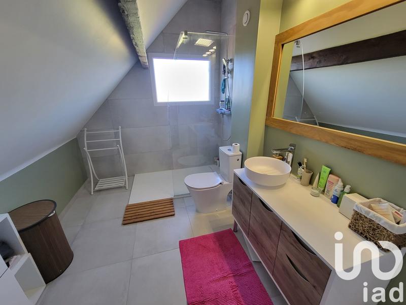 Maison - 143 m² - 7 pièces