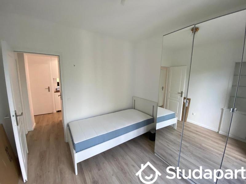 Chambre - 9 m² - 1 pièce