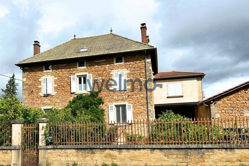 Maison en pierre - 285 m² - 12 pièces