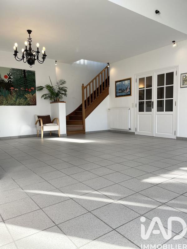 Maison - 206 m² - 10 pièces