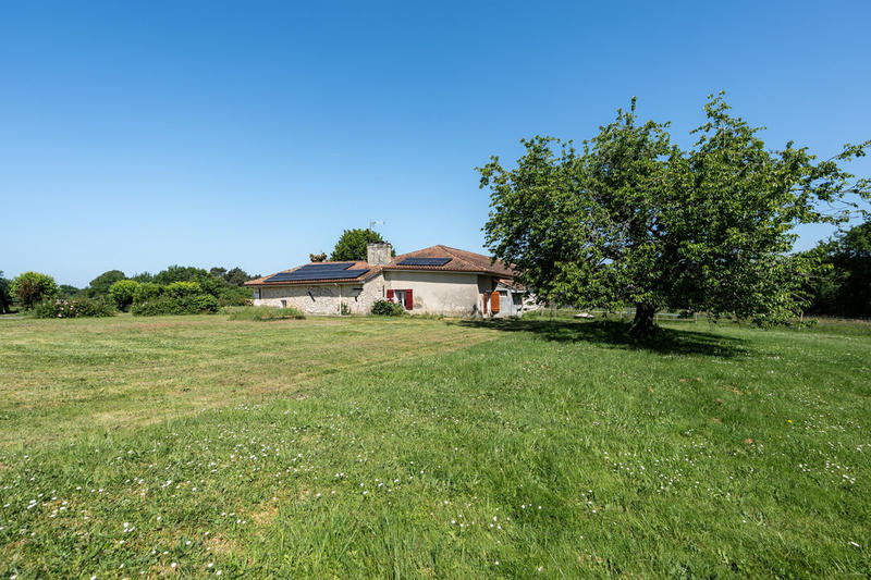 Maison de village - 118 m² - 6 pièces