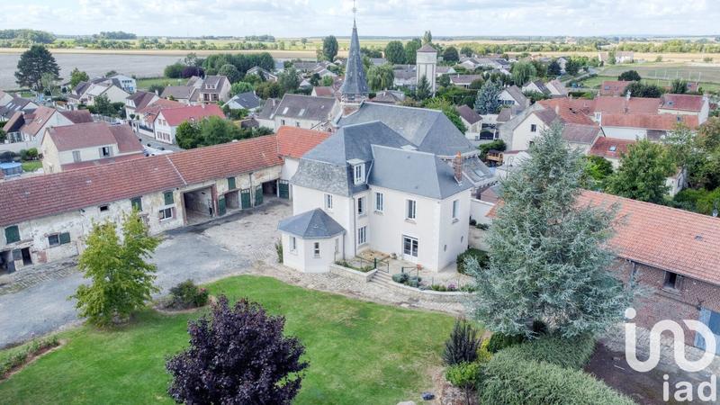 Maison - 320 m² - 10 pièces