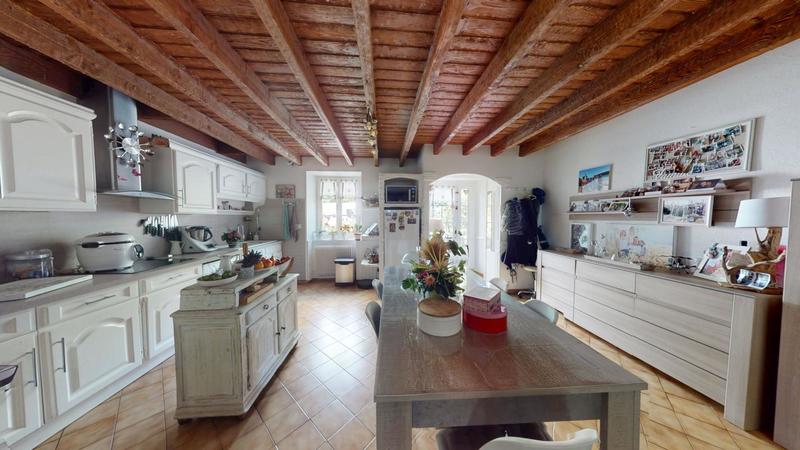 Maison - 175 m² - 6 pièces