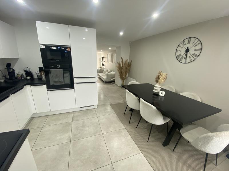 Duplex - 77 m² - 4 pièces