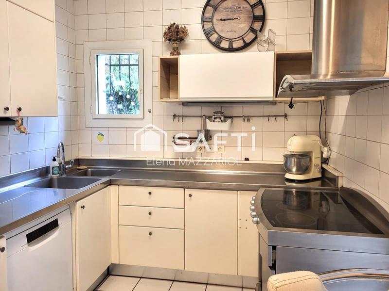 Maison - 180 m² - 7 pièces