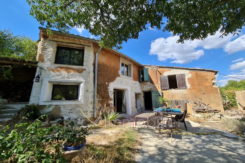 Maison - 200 m² - 5 pièces