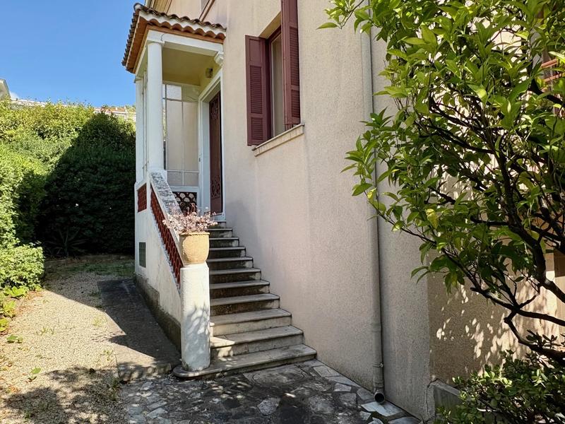 Villa - 160 m² - 6 pièces