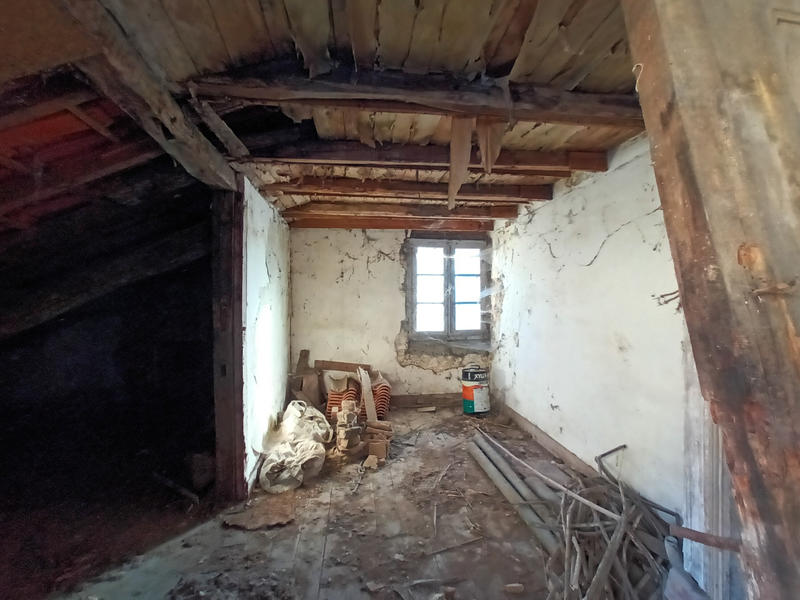 Propriété - 220 m² - 5 pièces