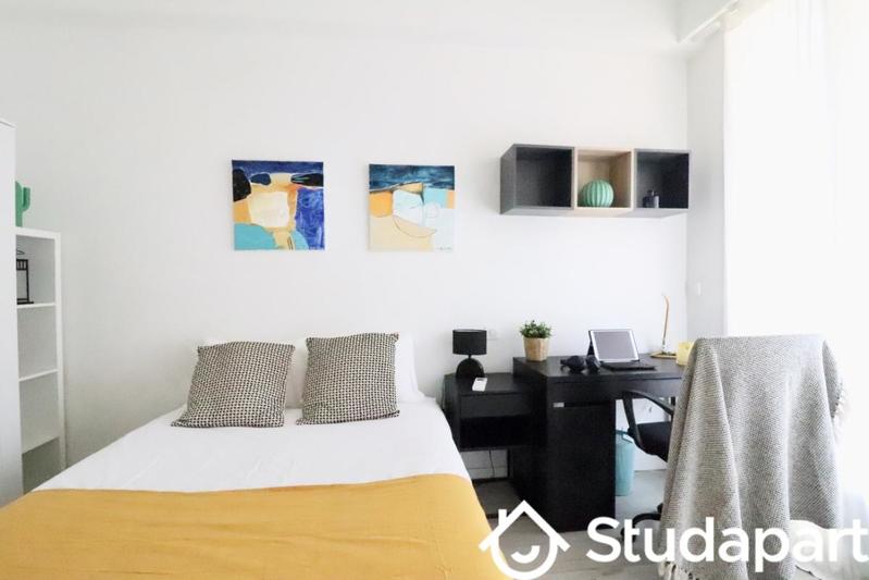 Chambre - 12 m² - 1 pièce