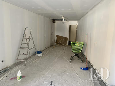 Local commercial - 299 m² - 2 pièces